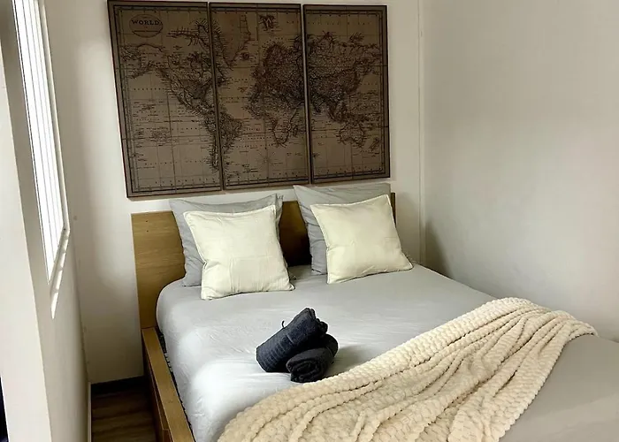 Avec Jacuzzi Proche Du Centre 아파트 *