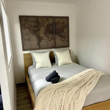 Avec Jacuzzi Proche Du Centre Appartement *