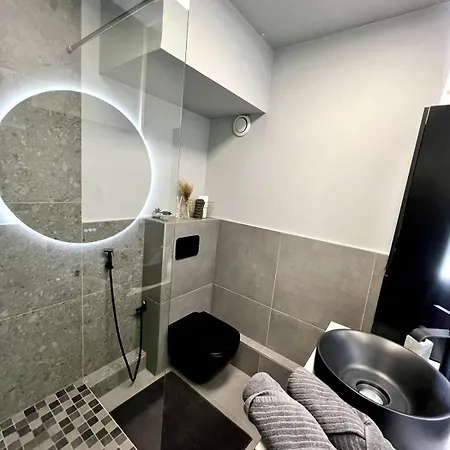 Appartement Avec Jacuzzi Proche Du Centre *